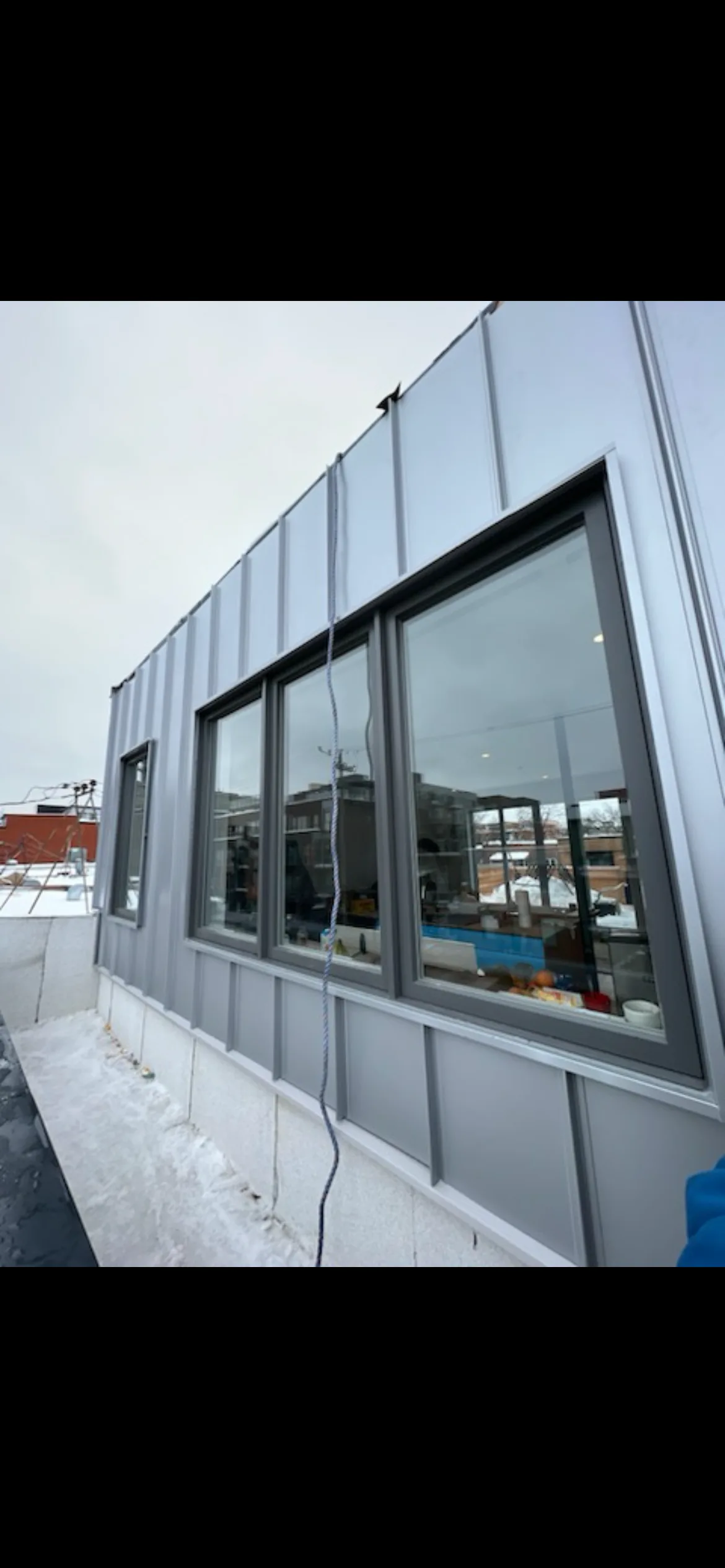Avantages du Commercial Steel Cladding installé par Les Entreprises EJA à Montréal